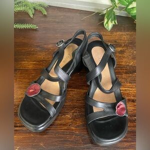 Naot Leather Sandals Wedge Heel Black Strappy‎ Flower Accent Size 36